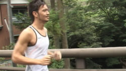 デカマラハーフの陸上青年が繰り広げる泥まみれの山中ゲイSEXの魅力